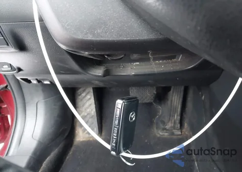 2021 Mazda Mazda6 Touring z USA, uszkodzony, nr VIN JM1GL1VM1M1616183